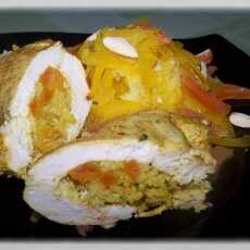 Przepis na Złote kieszonki z kurczaka nadziewane morelami i brązowym ryżem