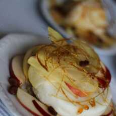 Przepis na Pudding waniliowy z jabłkiem i karmelem