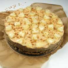 Przepis na Krówkowe ciasto bez pieczenia z ananasem i orzeszkami