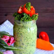 Przepis na Kasza jaglana z pesto z jarmużu 