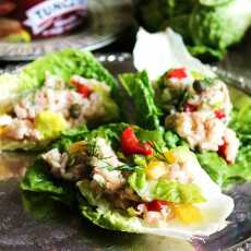 Przepis na Sałatka ryżowa z tuńczykiem i warzywami - fit