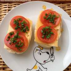 Przepis na Kanapki z serem i pomidorem