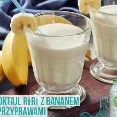 Przepis na Banan + woda kokosowa + cynamon + kardamon + imbir
