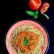 Przepis na Wegańskie spaghetti z soczewicą
