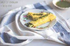 Przepis na Omlet ze szparagami i salsą verde