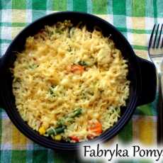 Przepis na Zapiekanka ryżowa z warzywami i kurczakiem