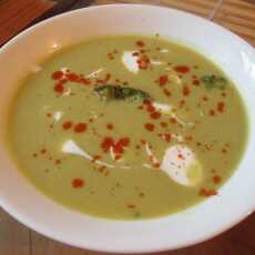 Przepis na Zupa krem z brokułów z jogurtem naturalnym
