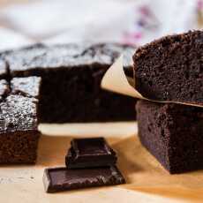 Przepis na Buraczane brownie - bez tłuszczu, glutenu i cukru