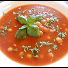 Przepis na Zupa krem z pomidorów z ciecierzycą