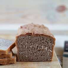 Przepis na Pełnoziarnisty chleb na drożdżach