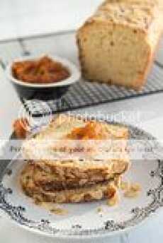 Przepis na Śniadaniowy chleb z Alaski (z pszennym zakwasem, miodem i migdałami)