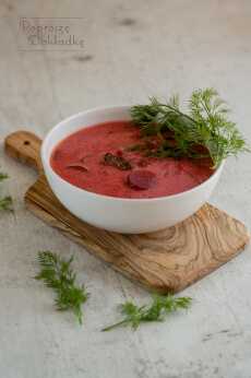 Przepis na Tradycyjna zupa z botwinki na wywarze wołowym