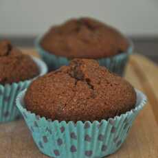 Przepis na Zdrowe i pyszne jaglano - orzechowe muffinki z czekoladą