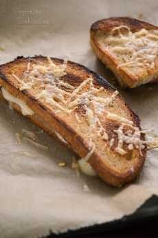 Przepis na Croque monsieur – tosty po francusku