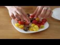 Przepis na Łatwy, szybki sposób krojenia pomidorków koktajlowych VIDEO