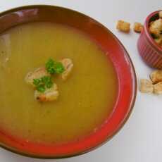 Przepis na Zupa cebulowa z grzankami