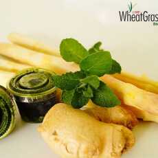 Przepis na Szparagi + imbir + melisa + sok z trawy