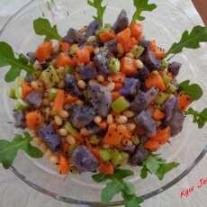 Przepis na Sałatka z fioletowych ziemniaków 