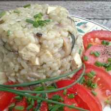 Przepis na Risotto z cukinią, pieczarkami, tofu i białym winem