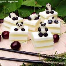Przepis na Kokosowa galaretka i pandy dango (bez glutenu, laktozy, cukru białego, wegańskie)