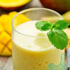 Przepis na Mango + banan + imbir + cytryna + woda kokosowa