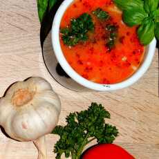 Przepis na Zupa pomidorowa ze świeżych pomidorów z czosnkiem