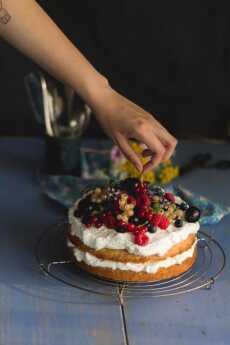 Przepis na Bezglutenowe ciasto z owocami i kremem z ricotty