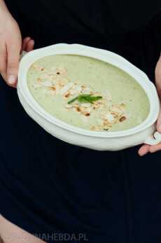 Przepis na Błyskawiczna zupa cukiniowo-serowa