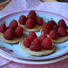 Przepis na Żytnie pancakes z malinami