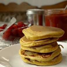 Przepis na Pancakes gryczano-orkiszowe - idealne placuszki na śniadanie!