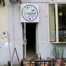Przepis na Wegańskie miejsca w Warszawie - Vegan Pizza i N'Ice Cream Factory
