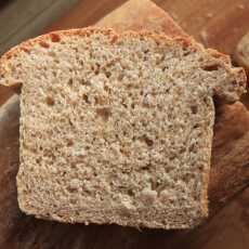 Przepis na Szybki chleb pszenny pełnoziarnisty na drożdżach