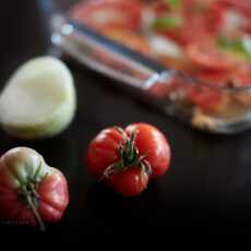 Przepis na Ryba zapiekana w pomidorach i cebuli