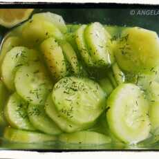 Przepis na Mizeria słodko-kwaśna wg Babci Anieli - Cucumber Salad Mizeria by Grandma Aniela - Insalata di cetrioli in agrodolce di nonna Aniela