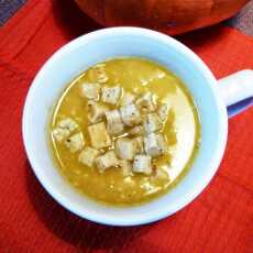 Przepis na Pożegnalna zupa z dyni z grzankami ziołowymi.