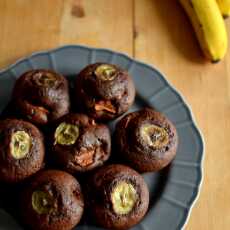 Przepis na Muffinki czekoladowe z bananem i jabłkiem