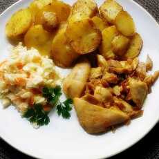 Przepis na Kurczak z rosołu z przyprawami i z pieczonymi ziemniakami