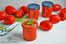 Przepis na Sos pomidorowy do słoików