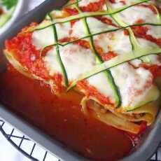 Przepis na Roladki a’la lasagne z sosem pomidorowym