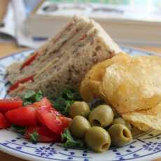 Przepis na Angielski lunch - sandwich and crisps