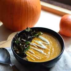 Przepis na Zupa krem z pieczonej dyni i warzyw korzeniowych