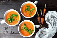Przepis na Aromatycznie doprawiona zupa krem z marchewki – bogactwo witamin
