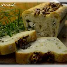 Przepis na Chlebek z serem i ziołami wypiekany na śniadanie