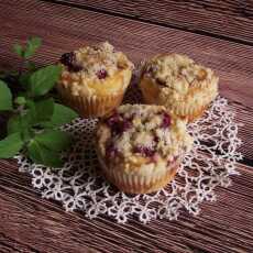 Przepis na Serowe muffiny z wiśniami z kompotu 