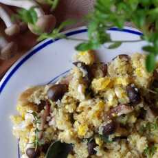Przepis na Quinoa z jajkiem i brązowymi grzybkami shimeji