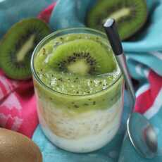 Przepis na FIT Deser. Deser jogurtowy z Chia i kiwi. 