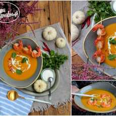 Przepis na Kremowa zupa dyniowa z krewetkami