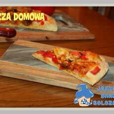 Przepis na Pizza na domowym cieście 