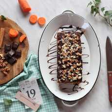 Przepis na Ciasto marchewkowe z czekoladą i orzechami