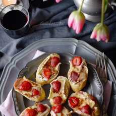 Przepis na Bruschetta z brie, czekoladą i truskawkami / Brie, strawberry and chocolate bruschetta